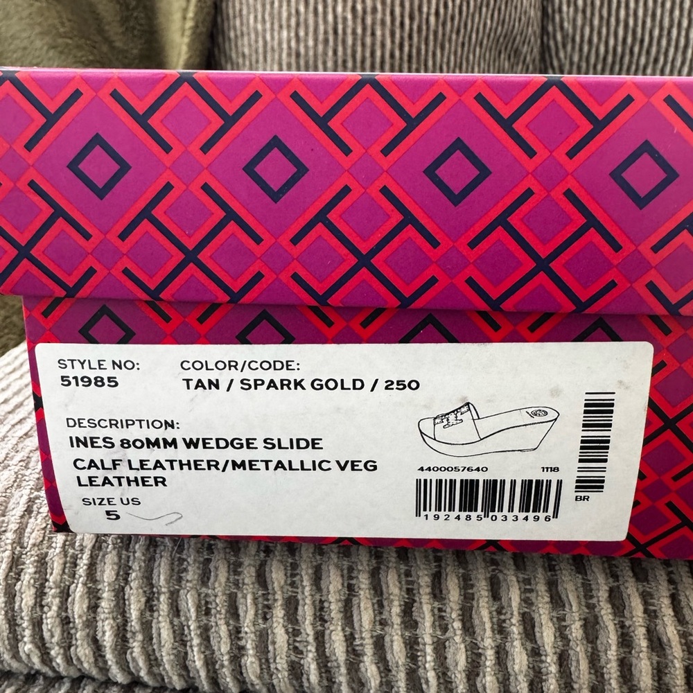 Tory Burch Tan Leather Logo Slide Sandals - Picture 5 of 5